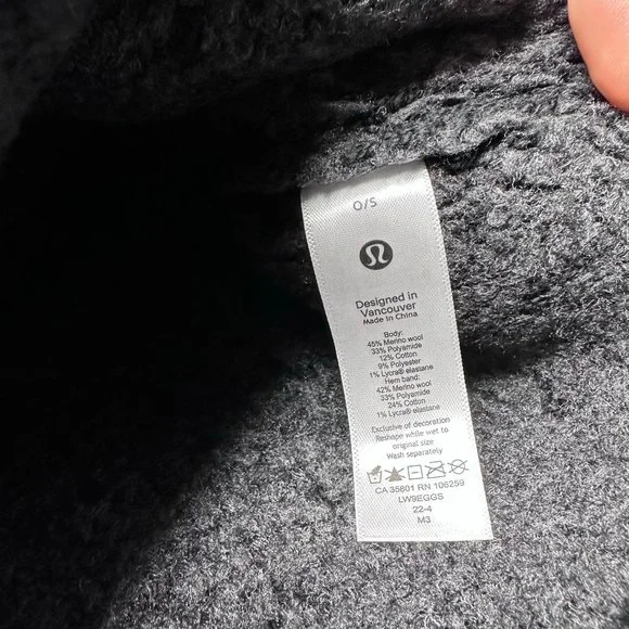 NWT Lululemon Ombre Knit Textured Beanie O/S (Black Grey) - Picture 7 of 13